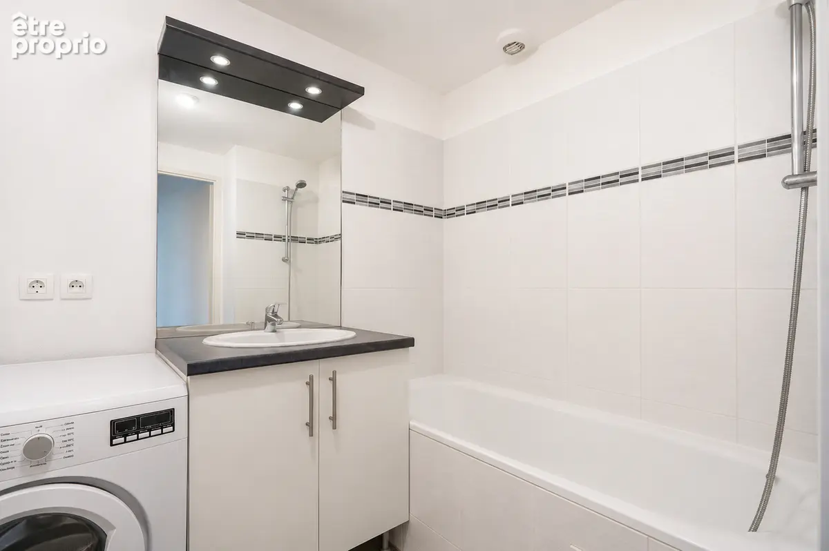 Bordeaux Chartrons - Appartement T3 62m² avec terrasse et parking - photo 7
