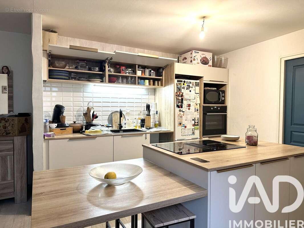 Appartement 73 m² à Grillon  - photo 2
