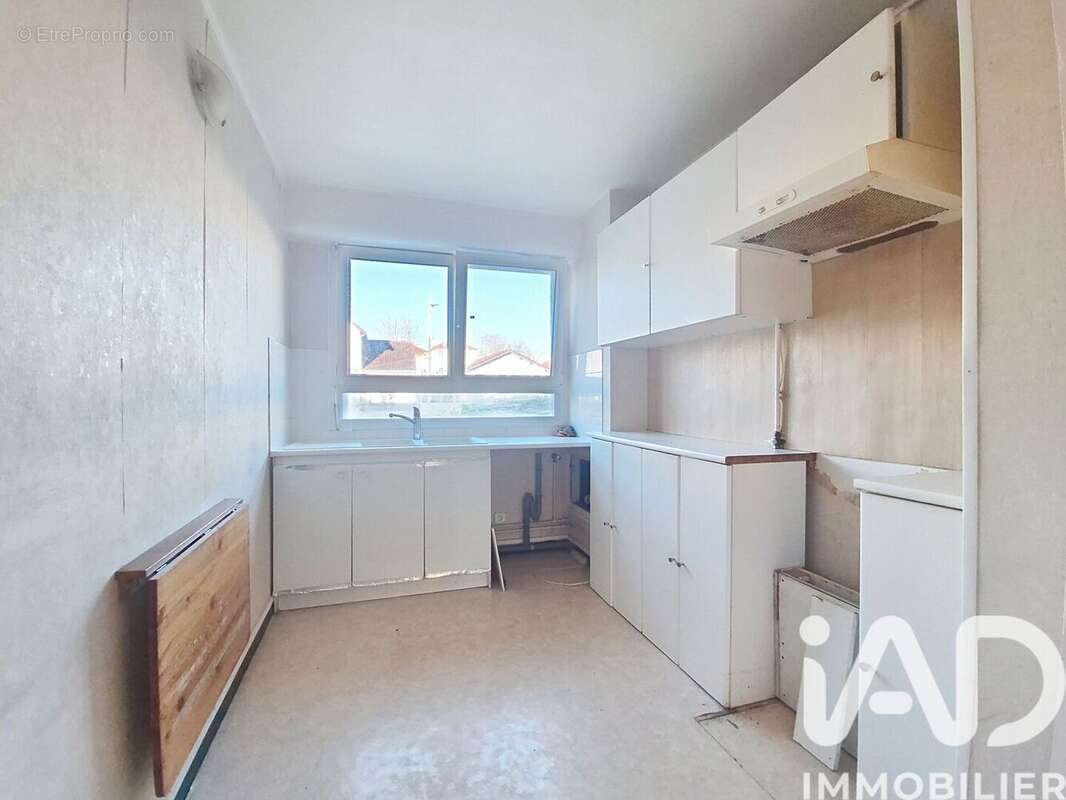 Photo 6 - Appartement à LE PLESSIS-BOUCHARD