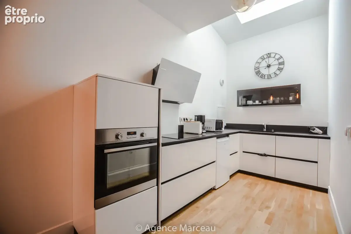 Joli 3 pièces en rez-de-jardin de 67m2 à Courbevoie - photo 4