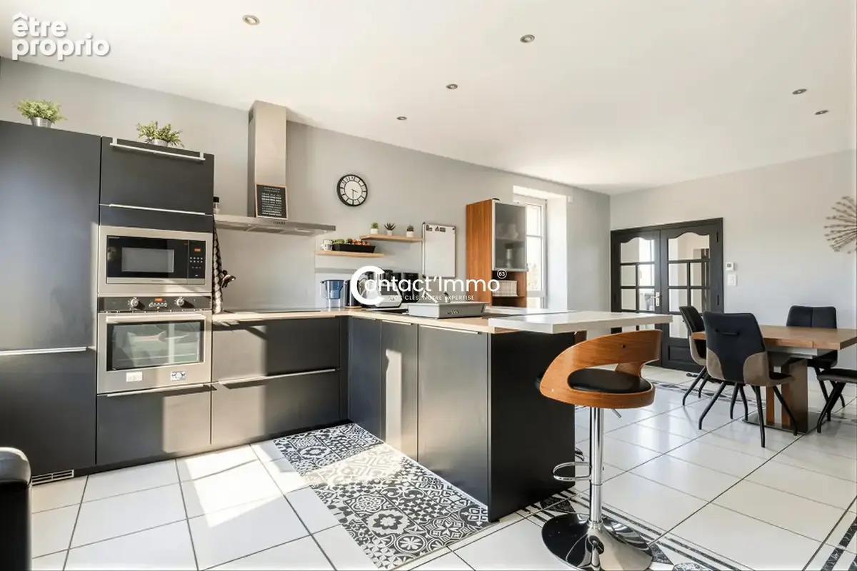 Maison 178 m² à Cebazat  - photo 4
