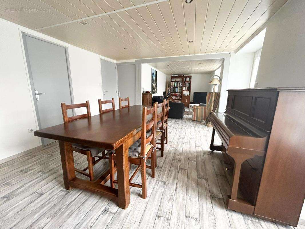Maison T5 entièrement rénovée à Lantillac (56) - Aucun travaux à prévoir - photo 2