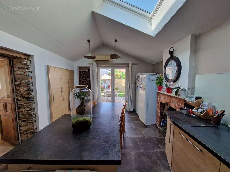 Maison à LA POUEZE