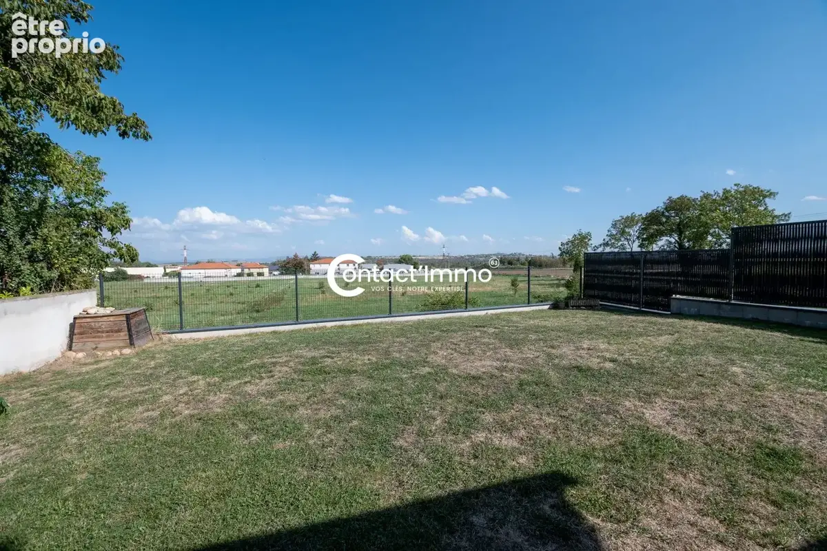 Maison 4 pièces 92 m² à vendre à Les Martres-D'artiere (63430) - photo 4