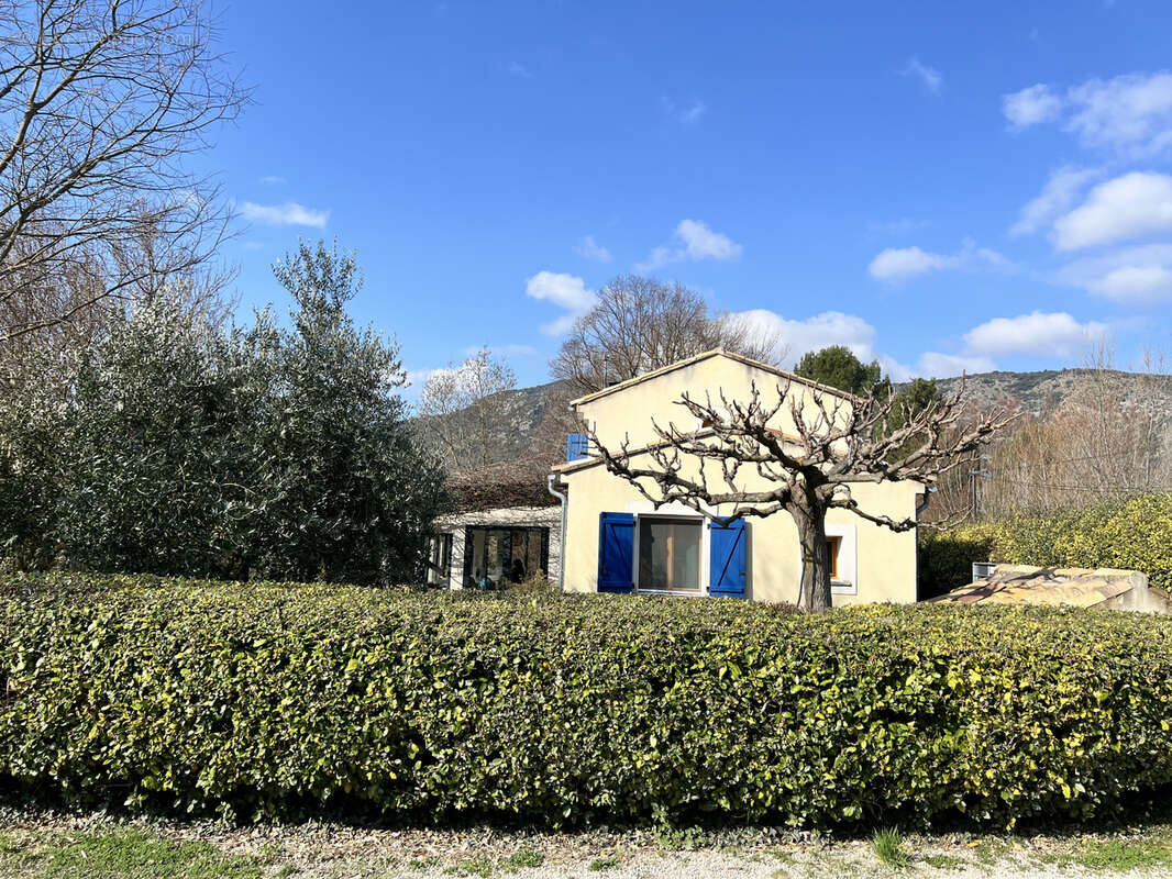 Maison à MALAUCENE