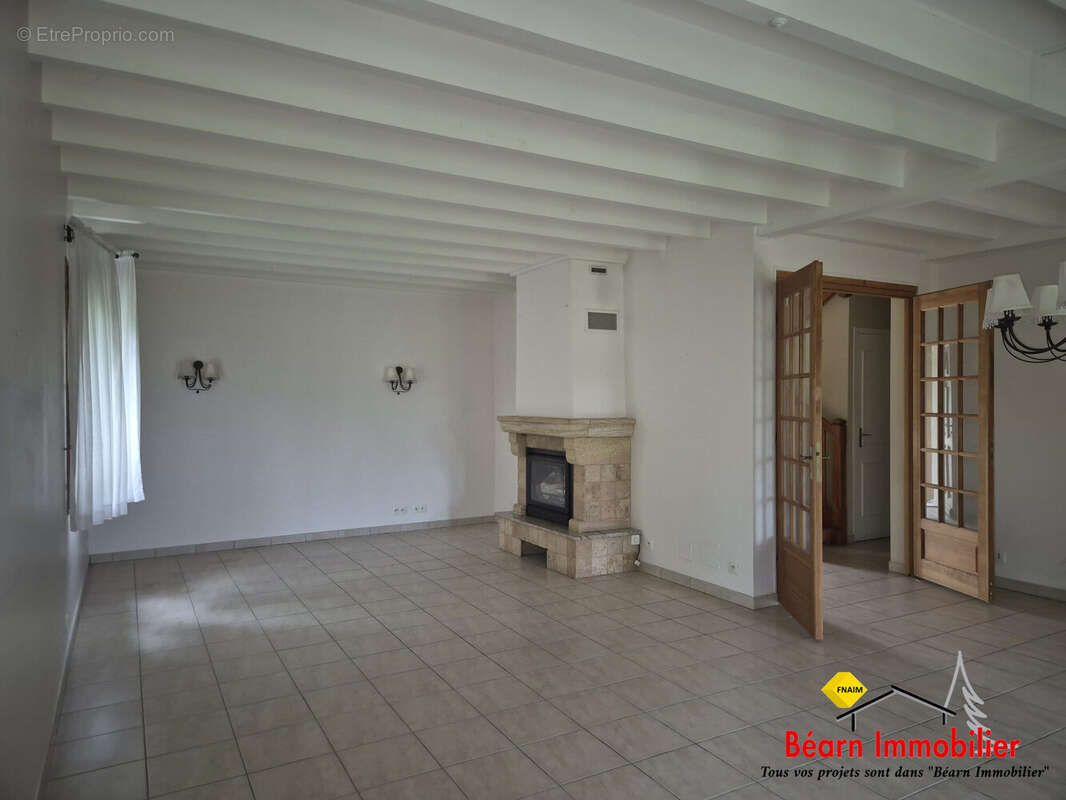 Maison 163 m² à Salies-De-Bearn  - photo 3