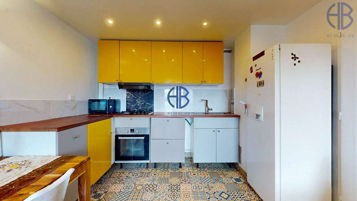 Appartement à LE BLANC-MESNIL