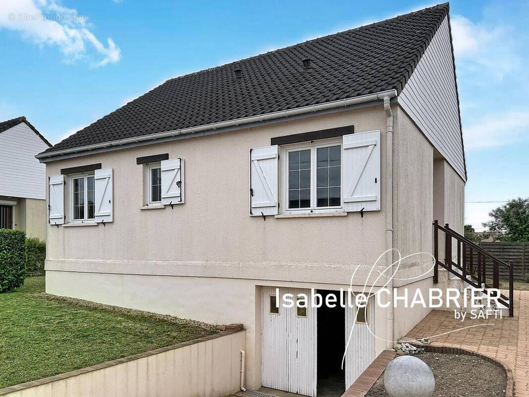 Photo 1 - Maison à LA FLECHE