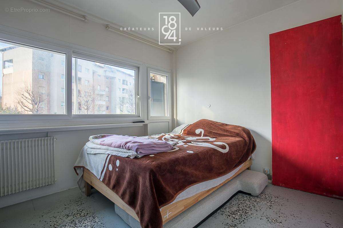 Appartement à MARSEILLE-9E