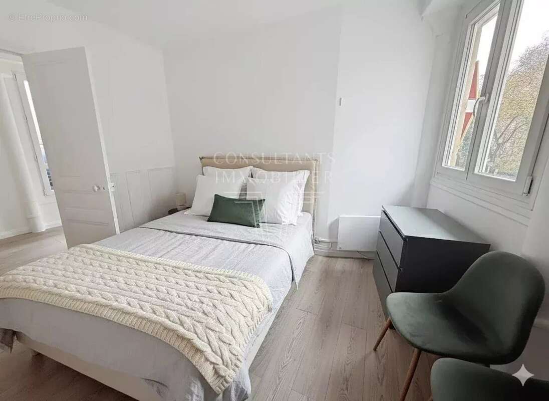 Appartement à PARIS-9E