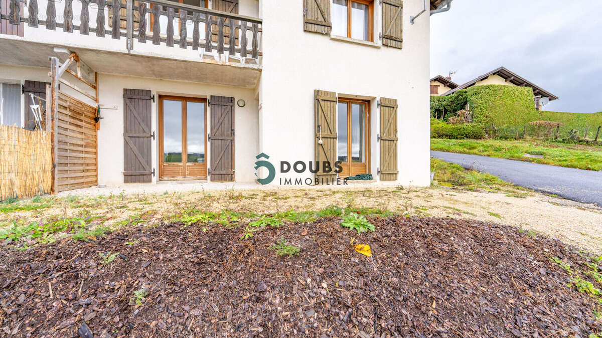 Maison à GUYANS-VENNES