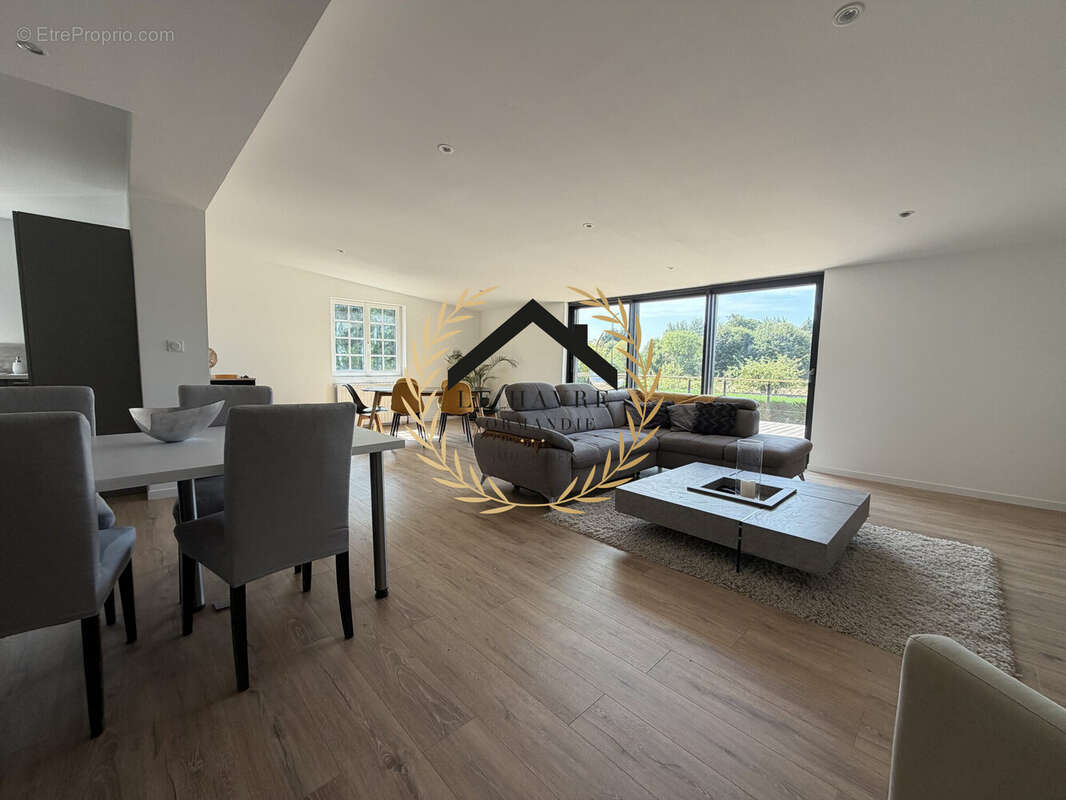 Maison 128 m² à Angerville-La-Martel  - photo 5