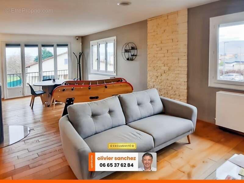COURNON (63) - 7 pièces - DPE D - 162m² -  Vue dégagée sur la chaîne des Puys - photo 16