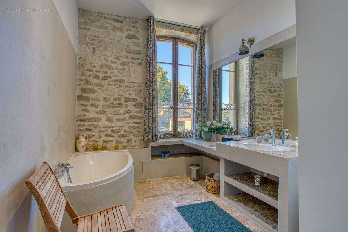 Maison à UZES