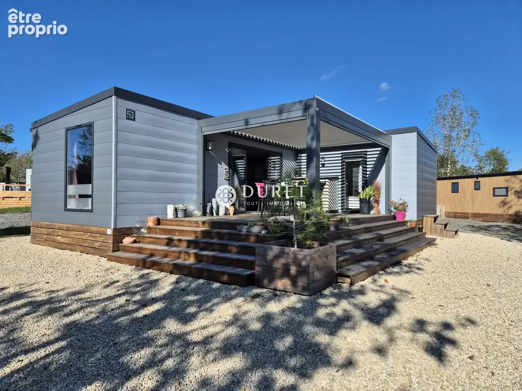 Maison 3 pièces 49 m² à vendre à Saint-Gilles-Croix-De-Vie (85800) - photo 1