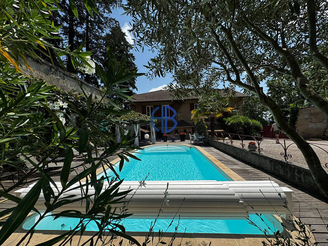 Maison à LA FRETTE