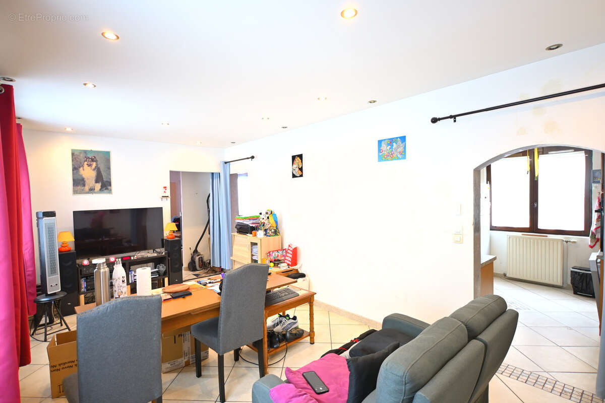 Appartement à FROGES