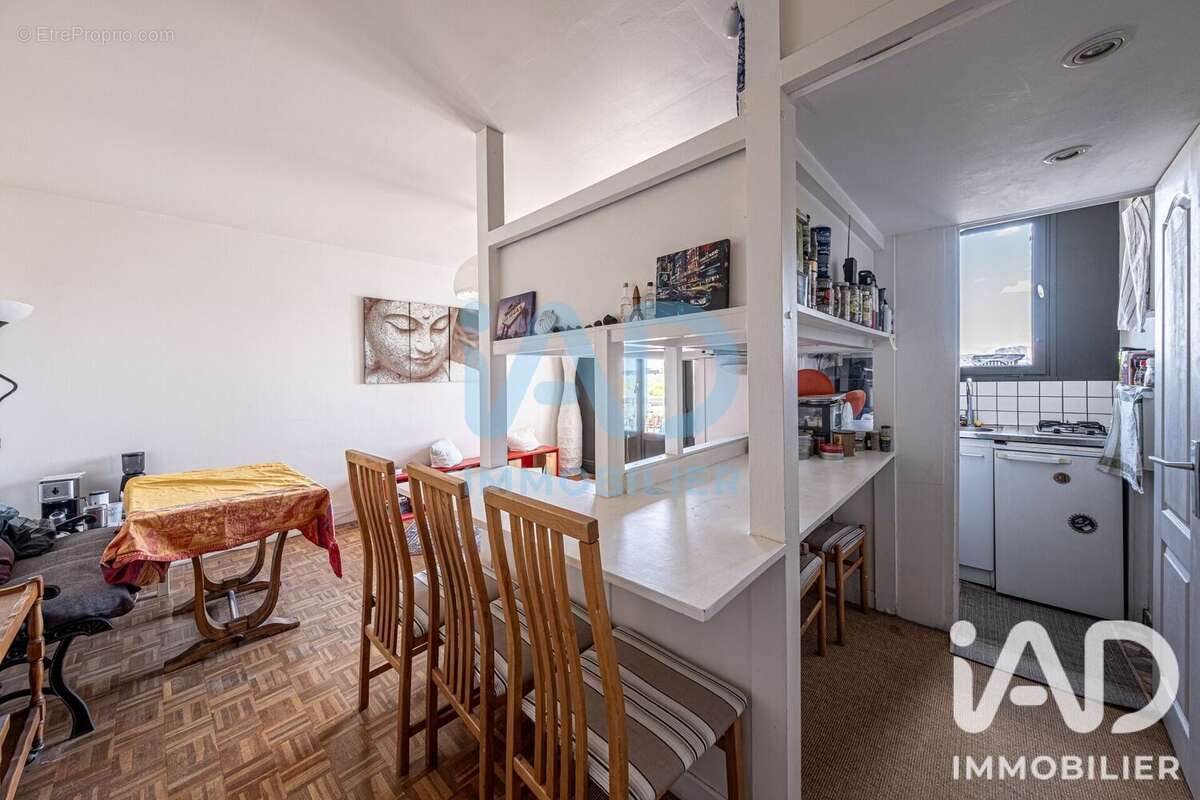 Photo 3 - Appartement à PARIS-19E