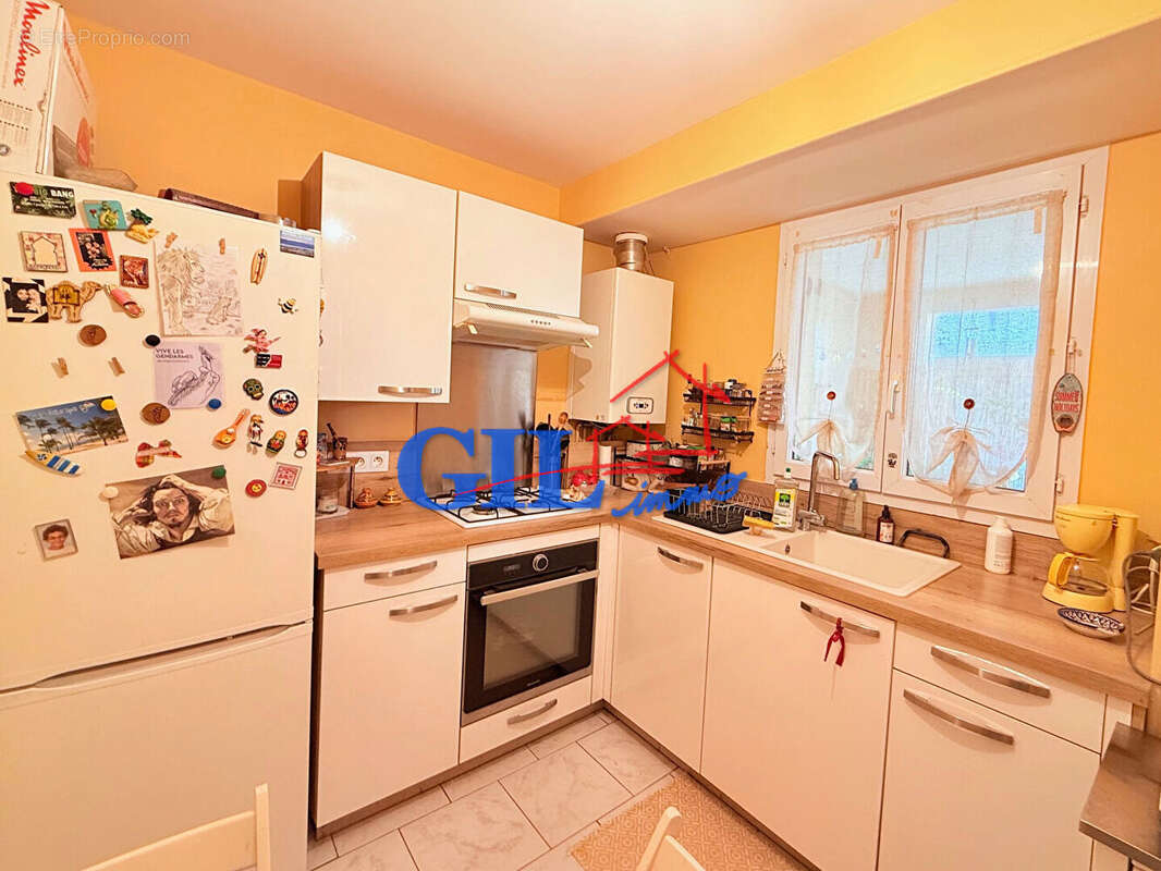 Appartement à SAVIGNY-LE-TEMPLE