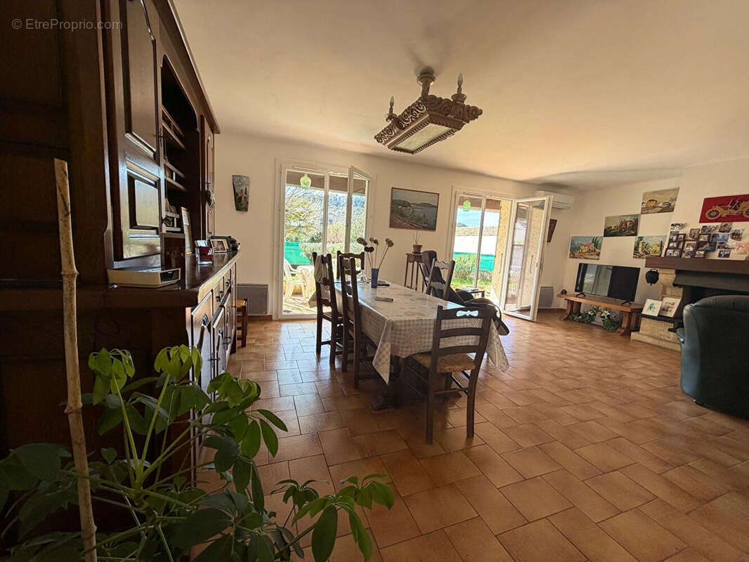 Photo 4 - Maison à SIMIANE-COLLONGUE