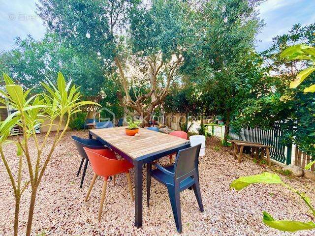 Maison à VILLELONGUE-DE-LA-SALANQUE