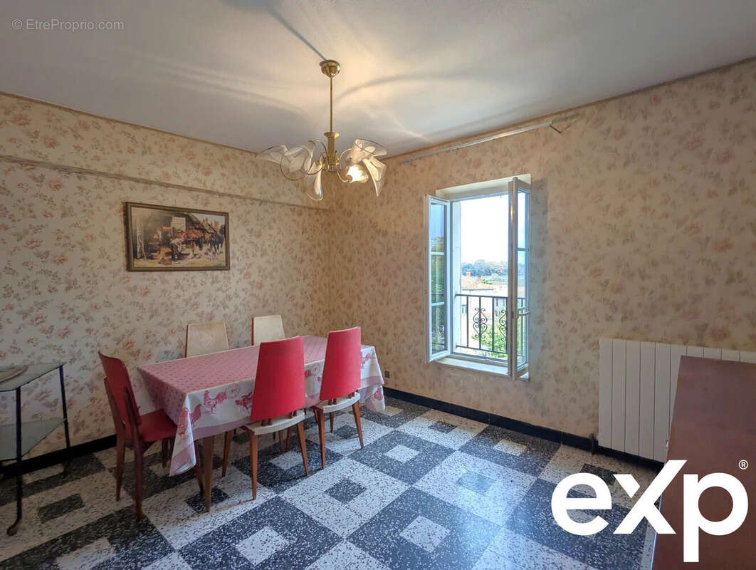 Appartement à MONTADY