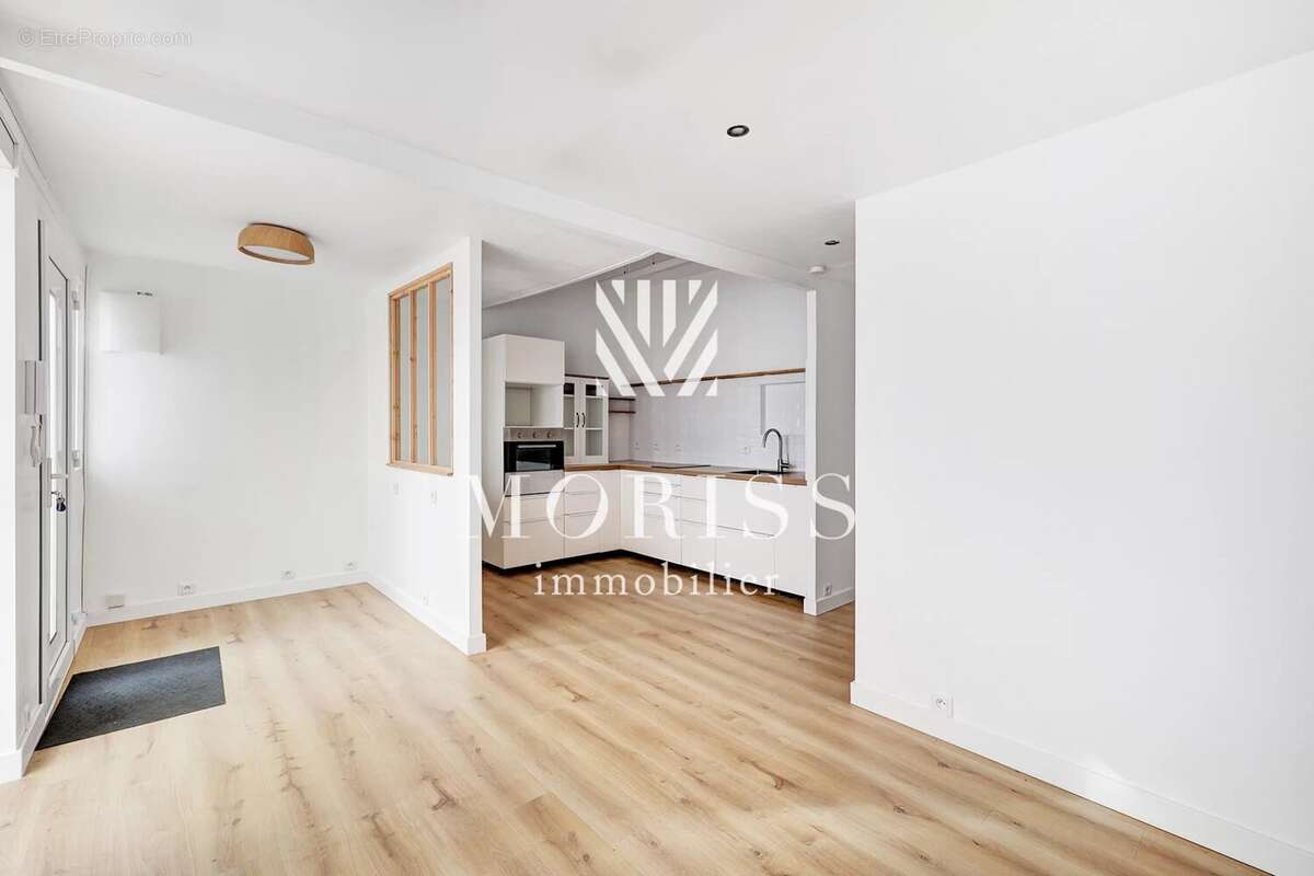 Appartement à LE PERREUX-SUR-MARNE