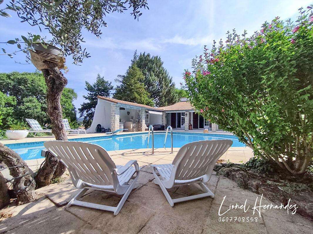 Maison à SAINT-PRIVAT-DES-VIEUX