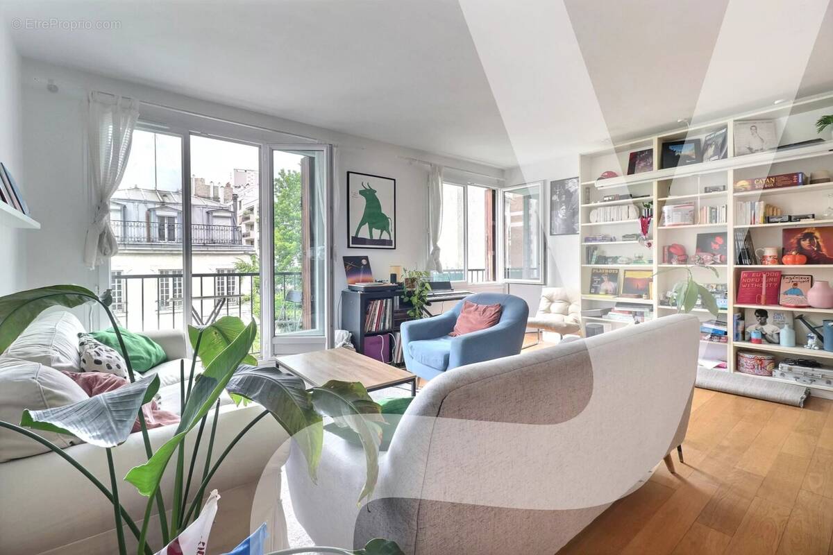 Appartement à PARIS-20E