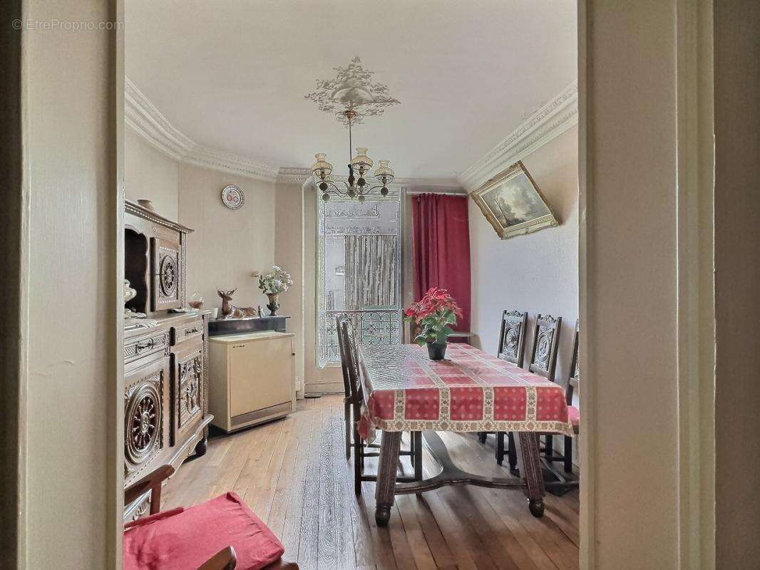 Appartement à ISSY-LES-MOULINEAUX