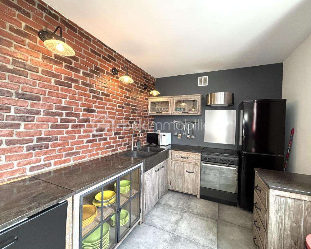 Appartement à FRESNES