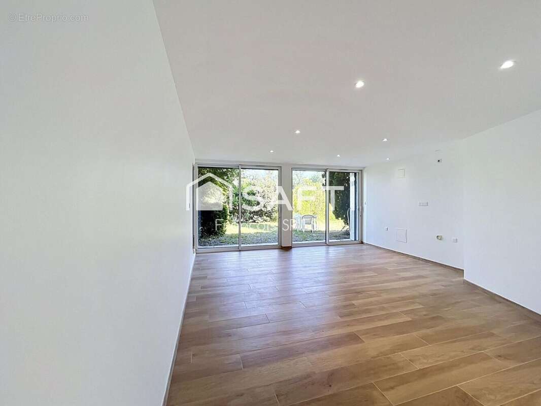 Maison 240 m² à Pompignac  - photo 8
