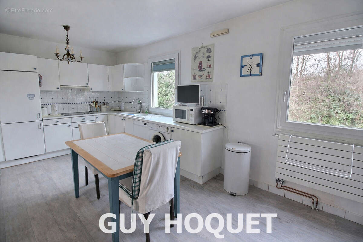 Appartement à SURESNES