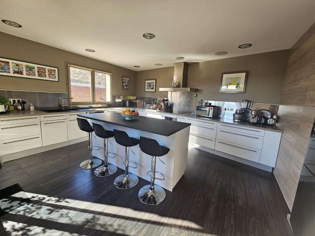 Maison à THEZAN-LES-BEZIERS