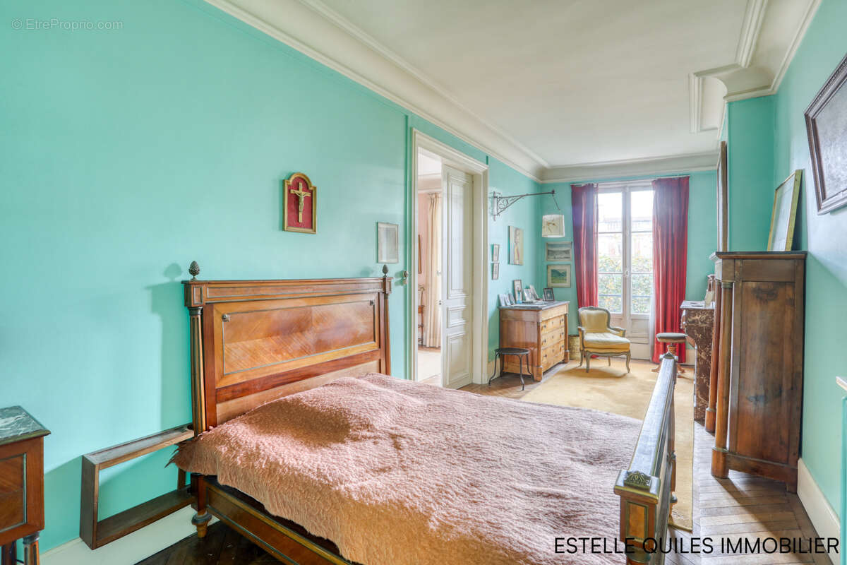 Appartement à VERSAILLES