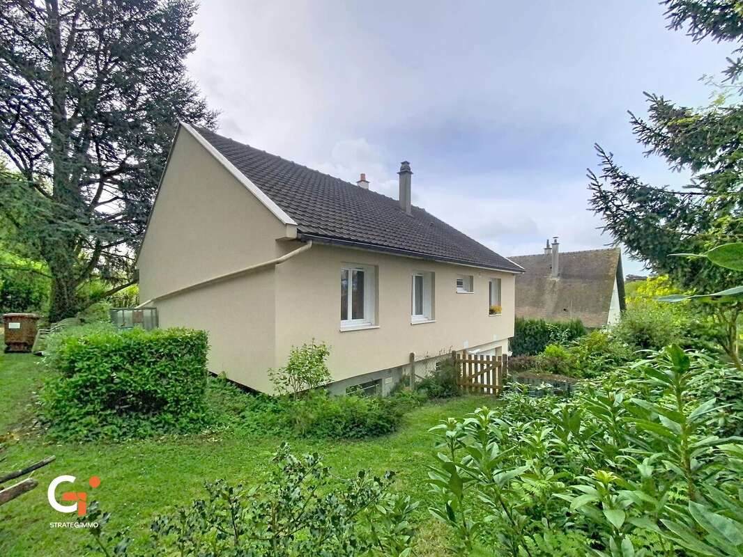 Maison à PETIT-COURONNE