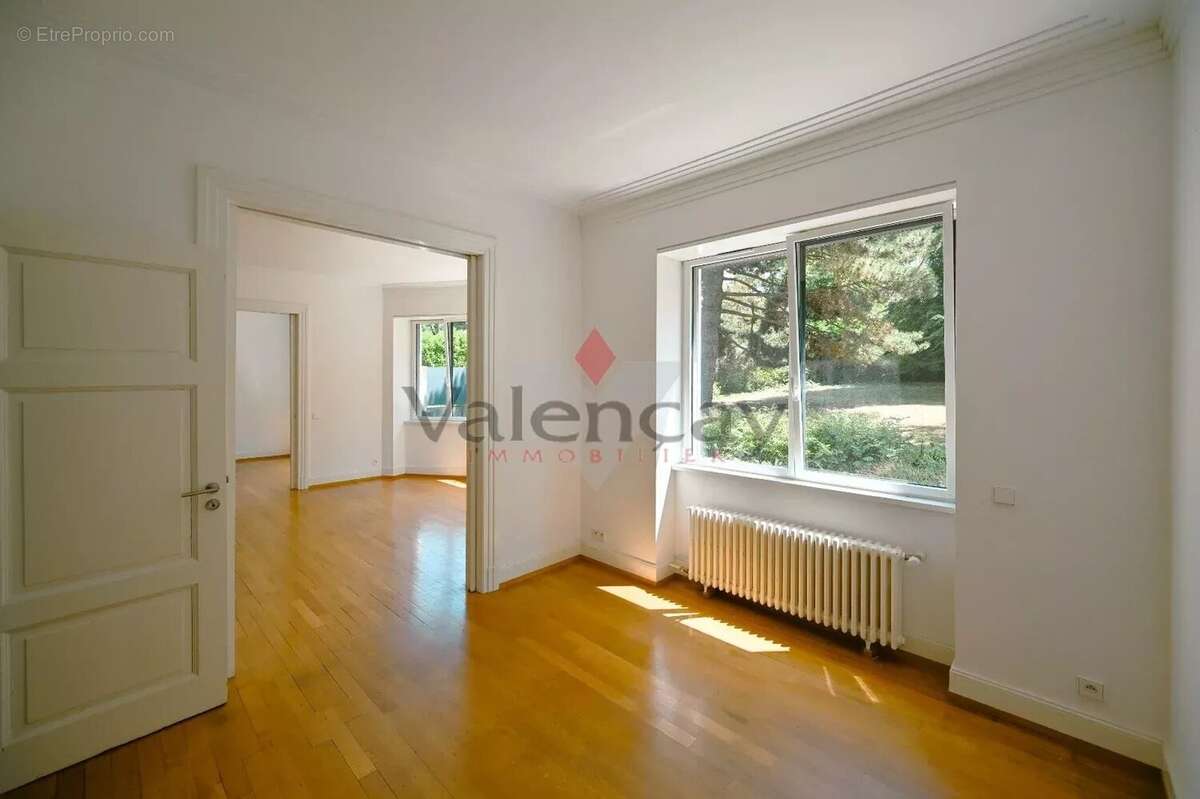 MULHOUSE Rebberg maison d'exception sur 12 ares 61 avec dépendance - photo 6