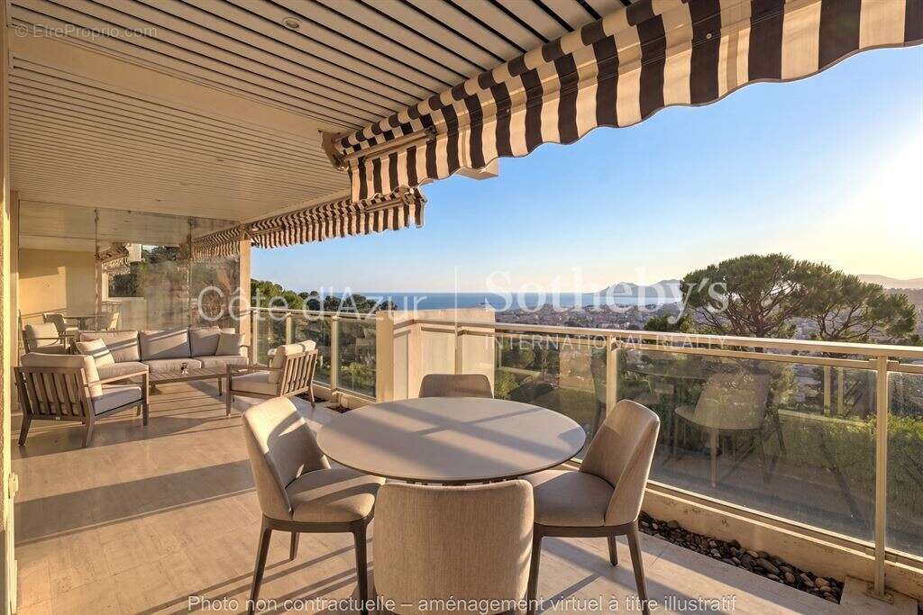 Appartement à LE CANNET