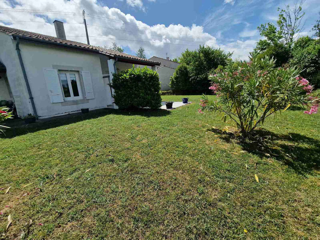 Maison au calme avec 5 chambres et 2 salles d'eau - photo 5