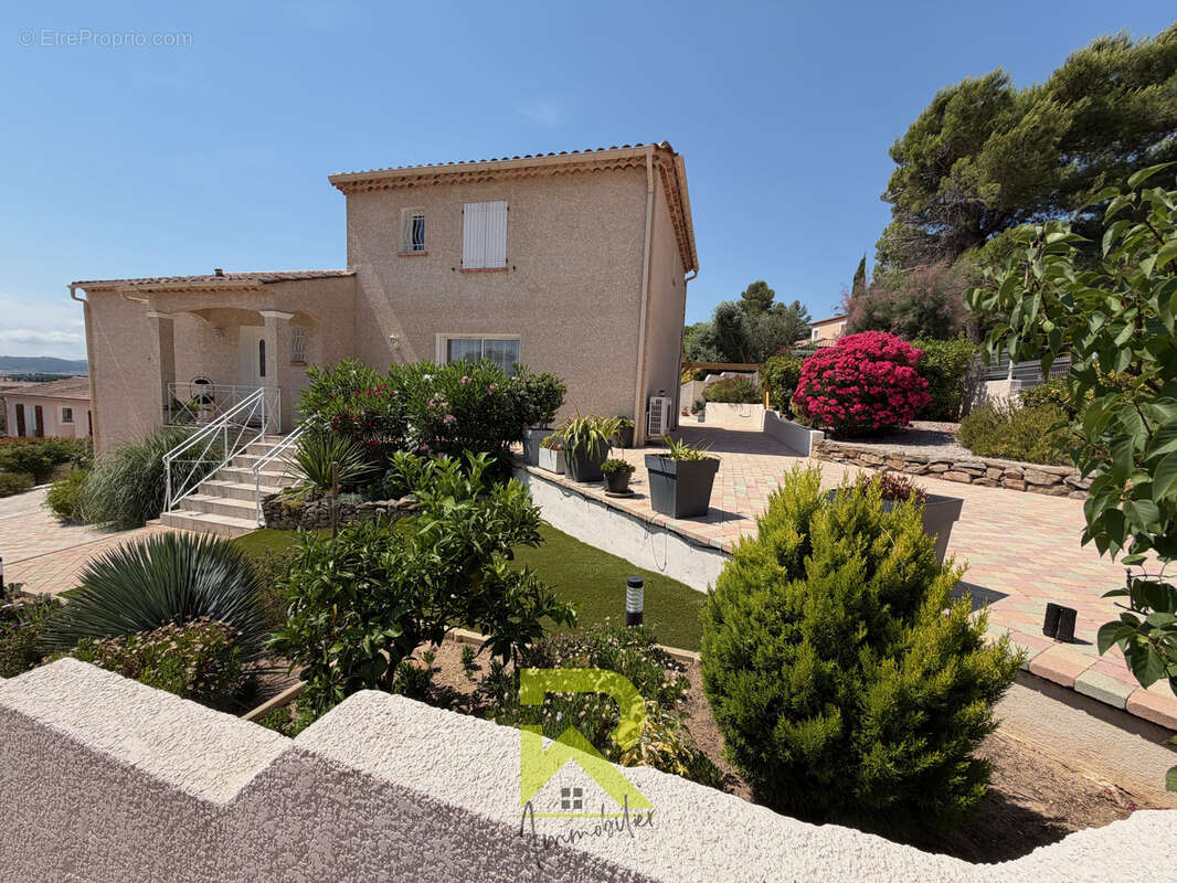 Maison à LEZIGNAN-CORBIERES