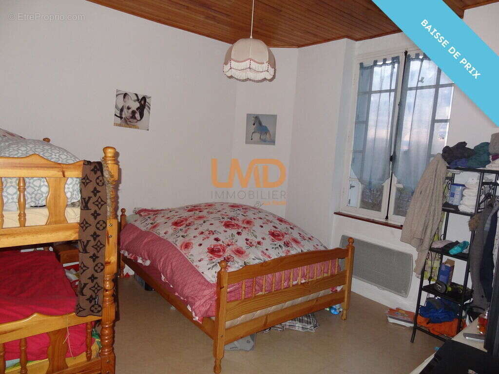 Maison à SAINT-FRONT-DE-PRADOUX