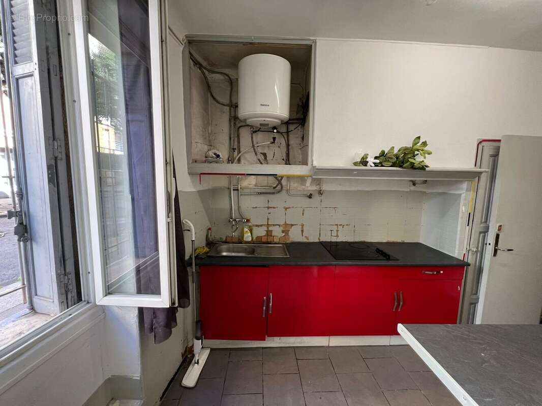Appartement à MARSEILLE-8E