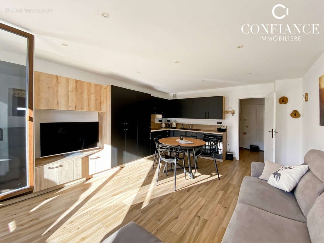 Appartement à SAINT-ETIENNE-DE-TINEE