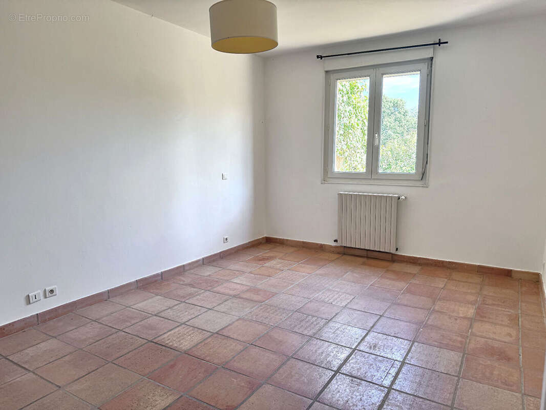 Maison Villeneuve Les Avignon 7 pièce(s) 190 m2 - photo 10