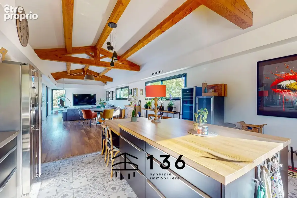 Maison 5 pièces 215 m² à vendre à Saint-Mathieu-De-Treviers (34270) - photo 4