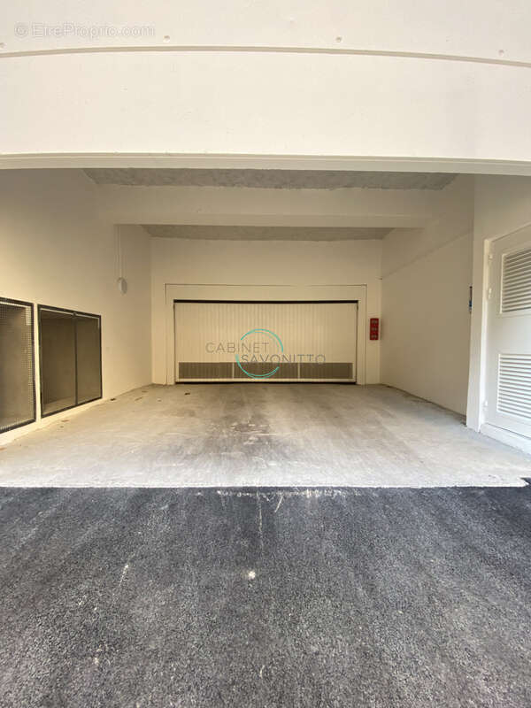 Parking à MARSEILLE-6E