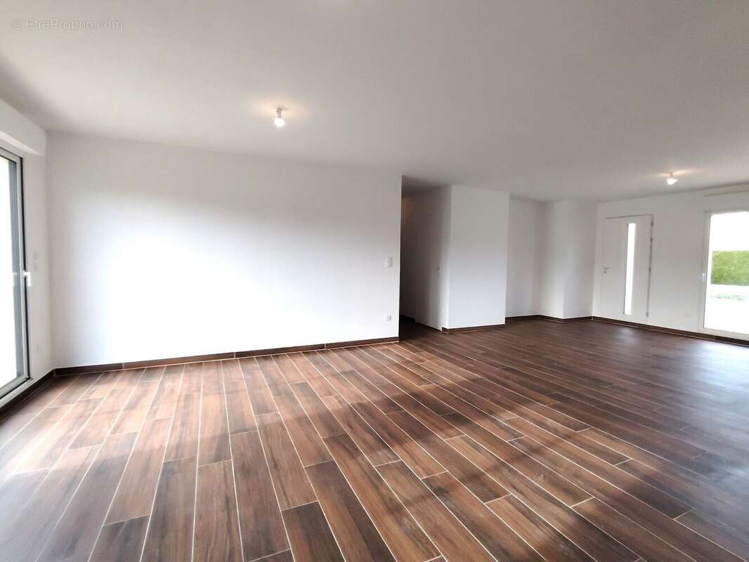 Maison à SAINT-FIEL