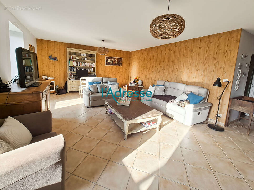 Maison à LA BOISSIERE-SUR-EVRE