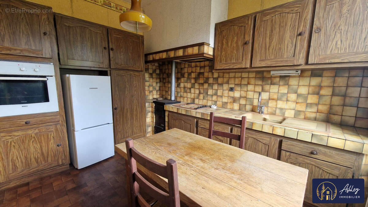 Maison à vendre Neuvic 4 pièces - Maison à NEUVIC