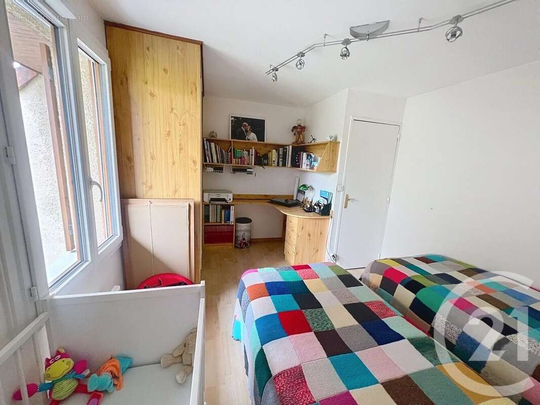 Maison à LE THILLAY